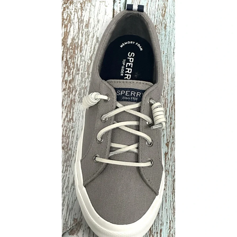 Sperry Femmes Gray Slip On Sneakers Women's Size (7) STS84727